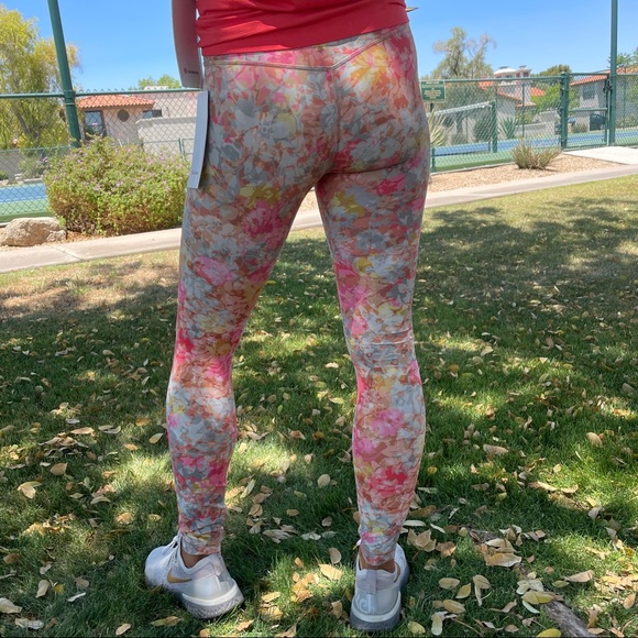 Lululemon Align HR Pant 25” - Picture 8 of 13